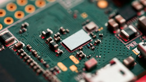 Zbliżenie na elektronikę sterującą